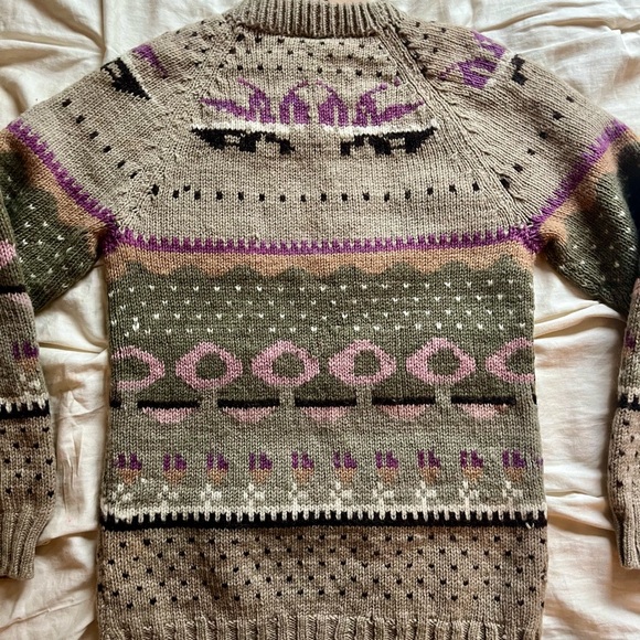 Women’s Virgin Shetland Wool Sweater - Picture 3 of 3